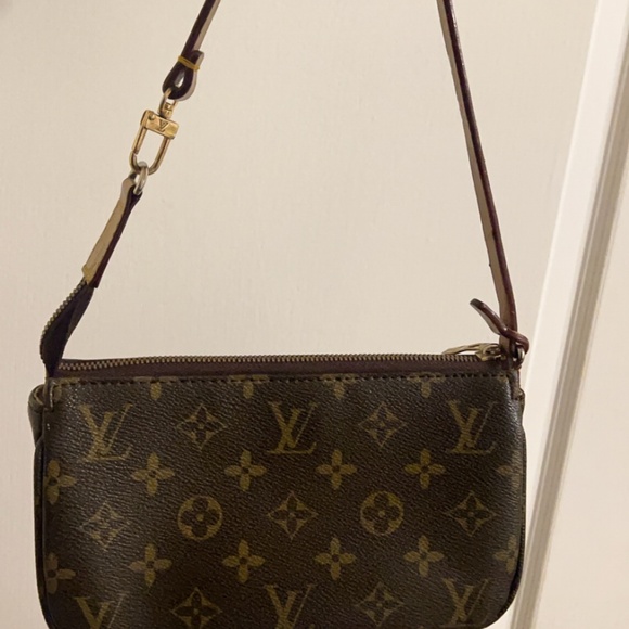 Louis Vuitton Pochette Porse - Picture 3 of 8